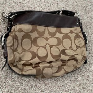 Shoulder coach purse